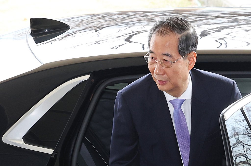 韩国代总统	、国务总理韩德洙宣布辞职